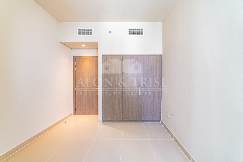 Spacious 2 Bedroom |Brand New | Frame View |